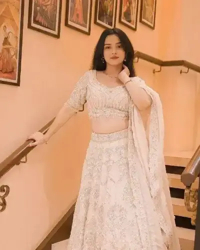 Escort Debai
